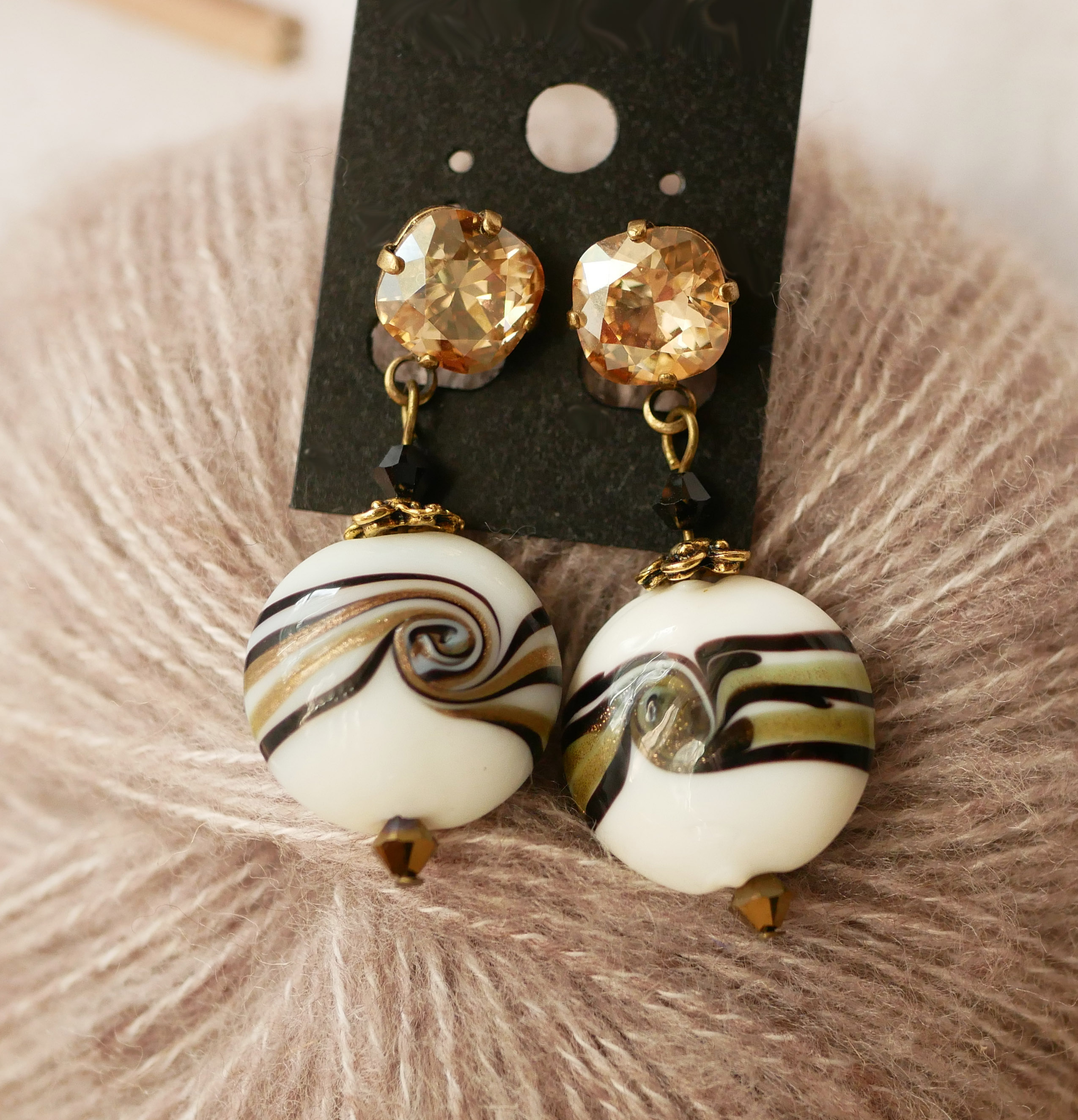 Brincos Cabochon Ouro