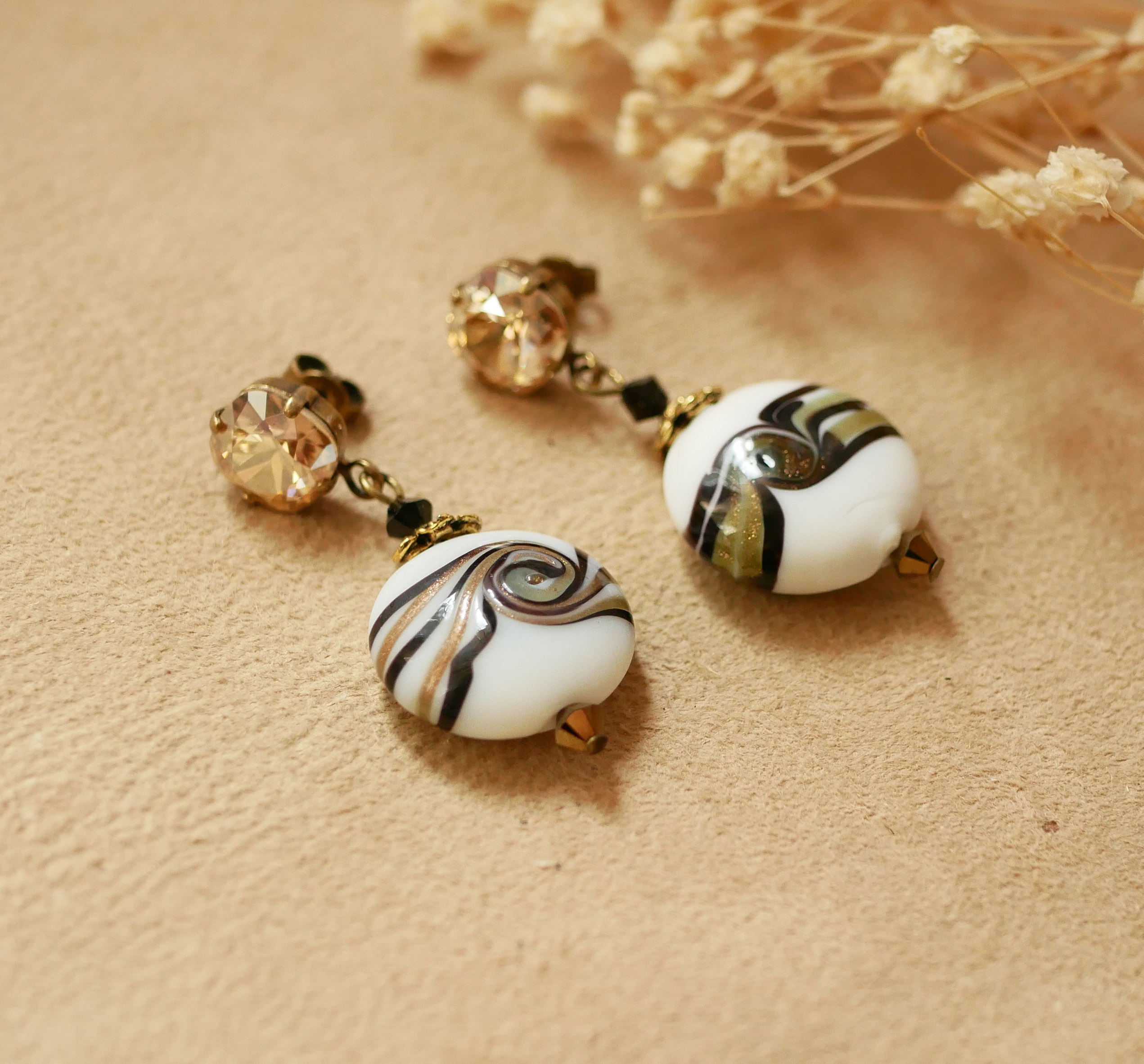 Brincos Cabochon Ouro