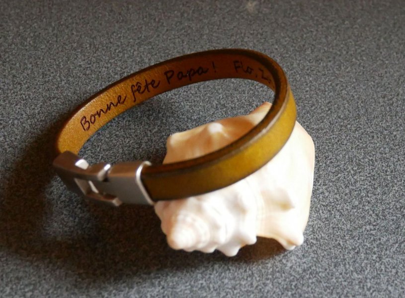 Bracelet cuir Homme &agrave; message &agrave; personnaliser 
