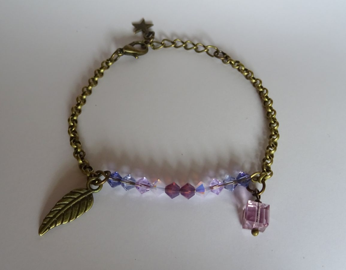 Bracelete de corrente fina de bronze Violeta