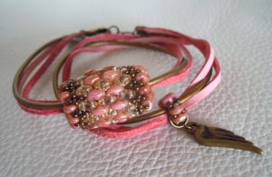Pulseira Saipan couro rosa de dupla volta 