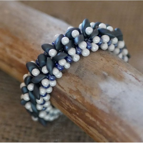 Bracelet Magatama Bleu en kit