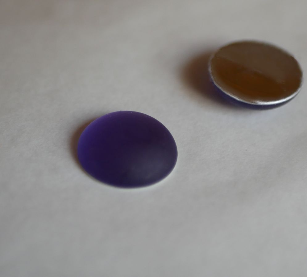 Cabochon Luna Tanzanite roxo macio diâmetro 18mm