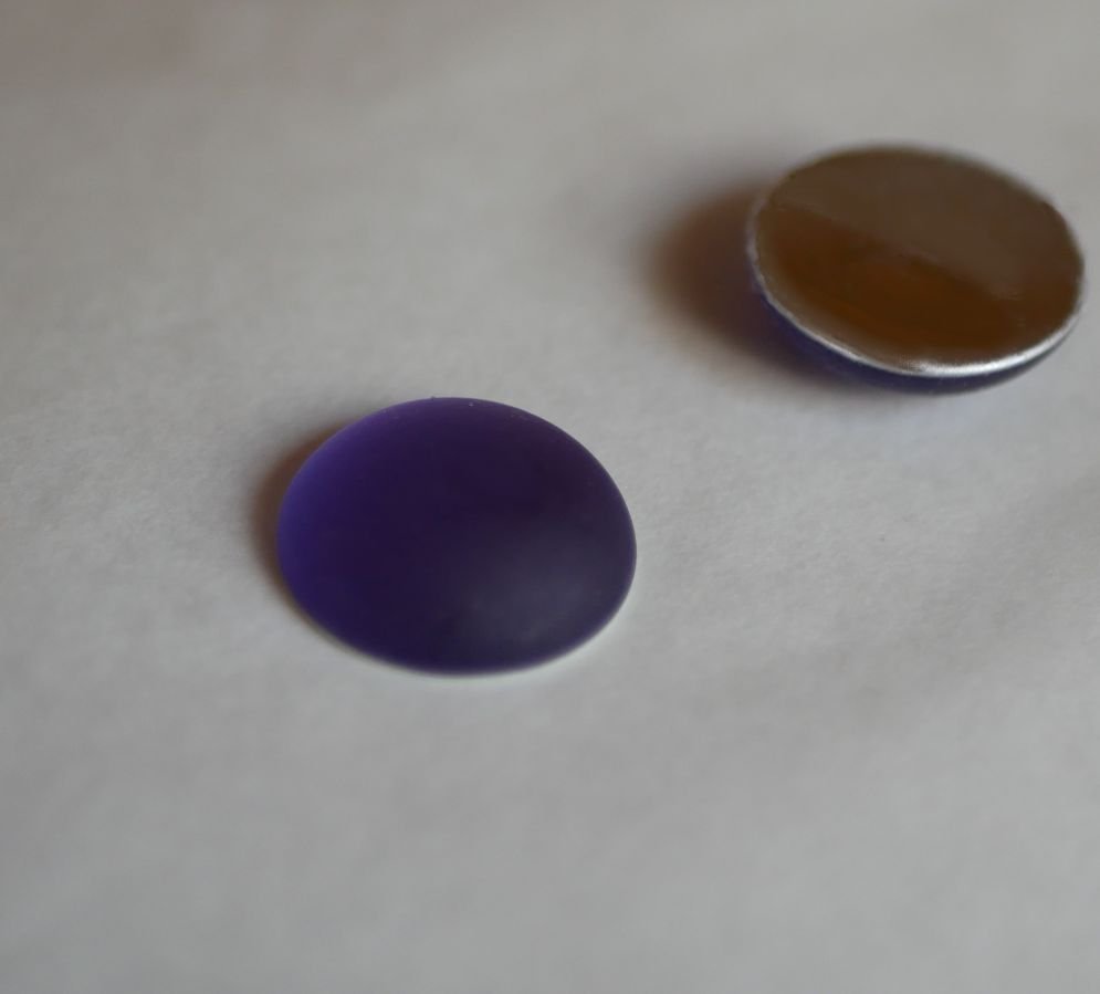 Cabochon Luna Tanzanite roxo macio diâmetro 18mm