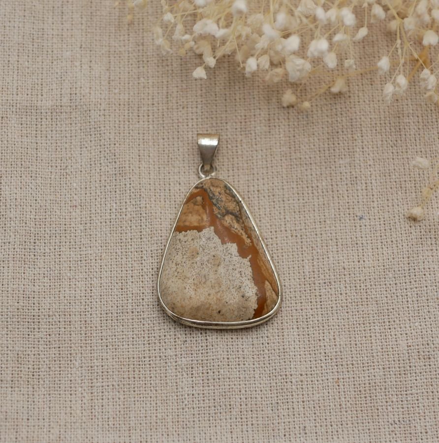 Pingente de cabochon em pedra de jaspe de paisagem, forma triangular
