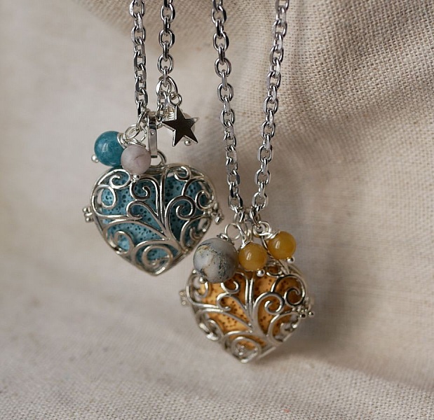 Pingente de colar Caixa cora&ccedil;&atilde;o com pedra de lava da sua escolha Presente do Dia dos Namorados