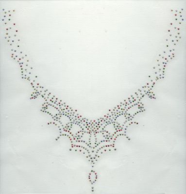 COLAR DE PADRÃO RHINESTONE MULTICOLOR