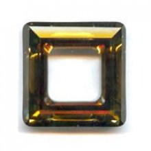 Quadrado 4439 20mm Crystal Tobacco